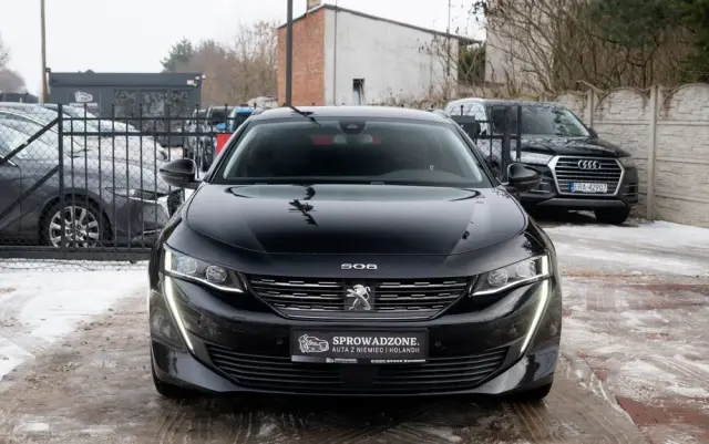 PEUGEOT 508 PureTech 180 EAT8 Allure Pack