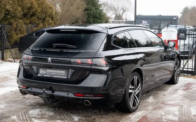 PEUGEOT 508 PureTech 180 EAT8 Allure Pack