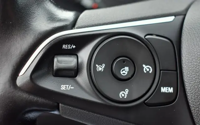 OPEL Grandland X 1.2 T Innovation S&S