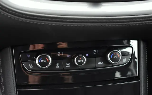 OPEL Grandland X 1.2 T Innovation S&S