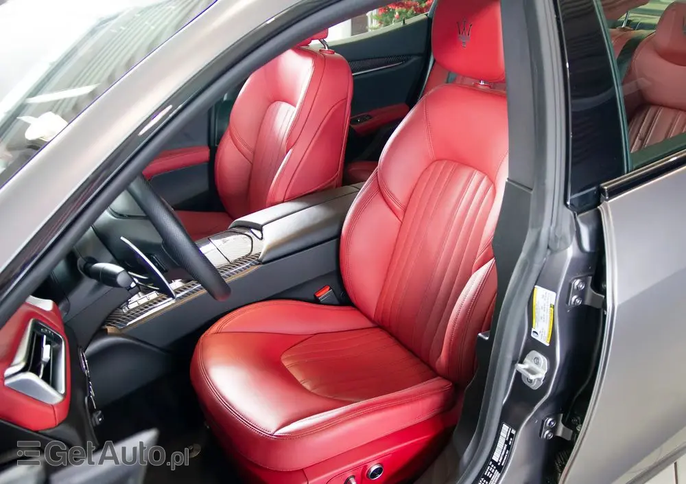 MASERATI Ghibli S Q4 Modena