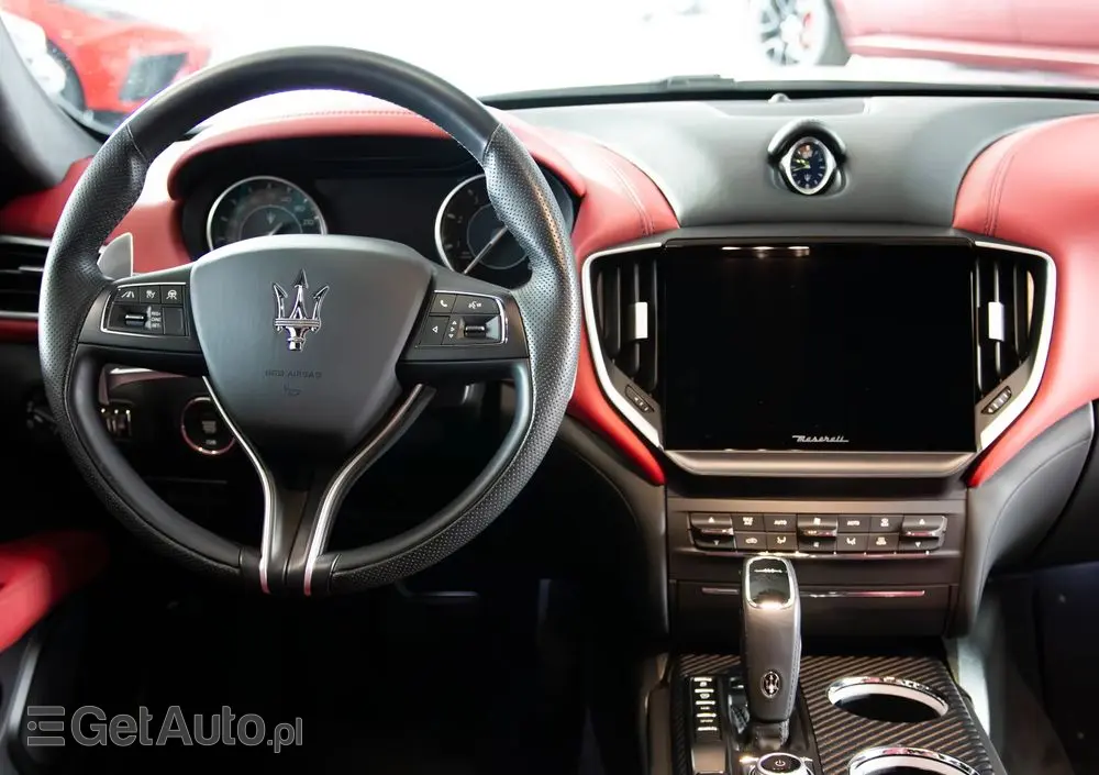 MASERATI Ghibli S Q4 Modena