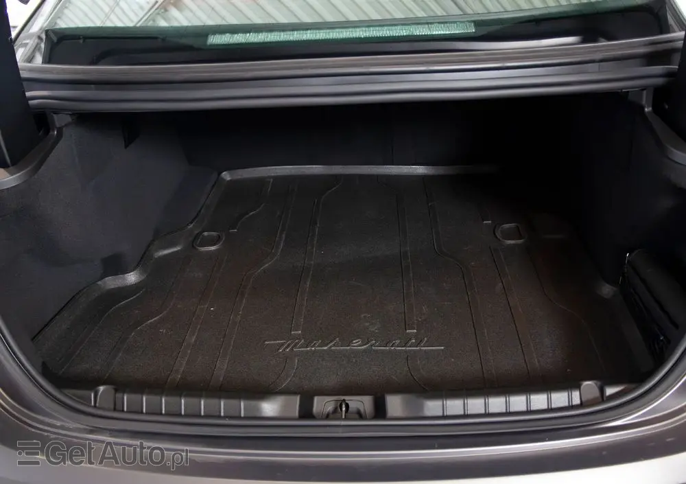 MASERATI Ghibli S Q4 Modena