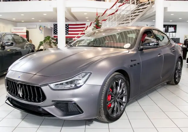 MASERATI Ghibli S Q4 Modena