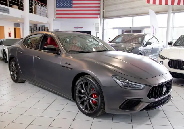 MASERATI Ghibli S Q4 Modena