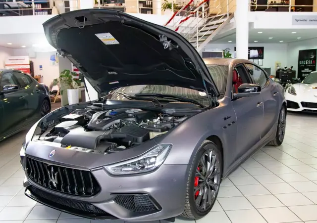 MASERATI Ghibli S Q4 Modena
