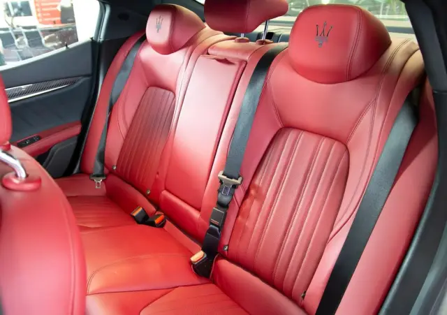 MASERATI Ghibli S Q4 Modena