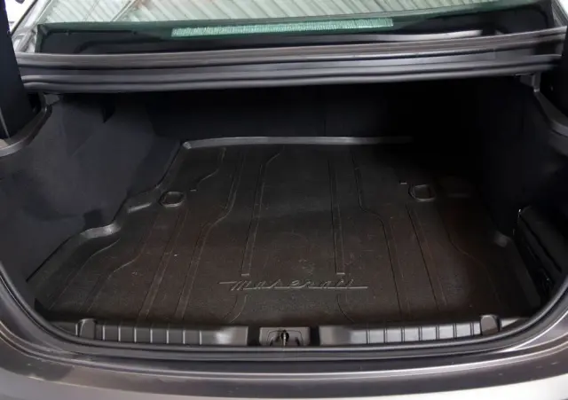 MASERATI Ghibli S Q4 Modena