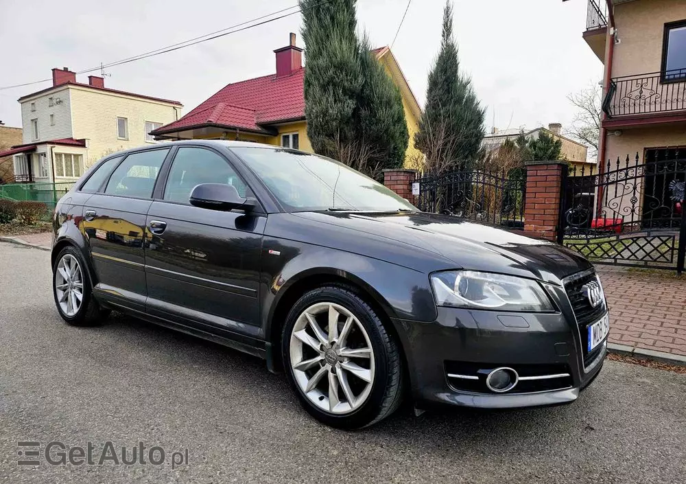 AUDI A3 2.0 TDI Sportback DPF S line Sportpaket (plus)