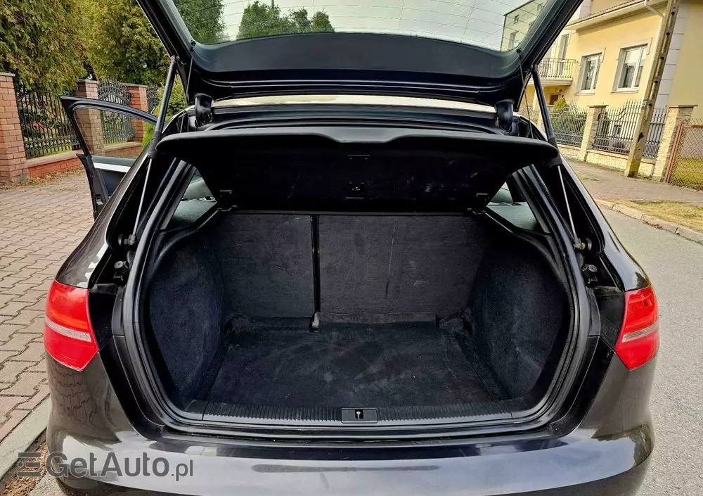 AUDI A3 2.0 TDI Sportback DPF S line Sportpaket (plus)