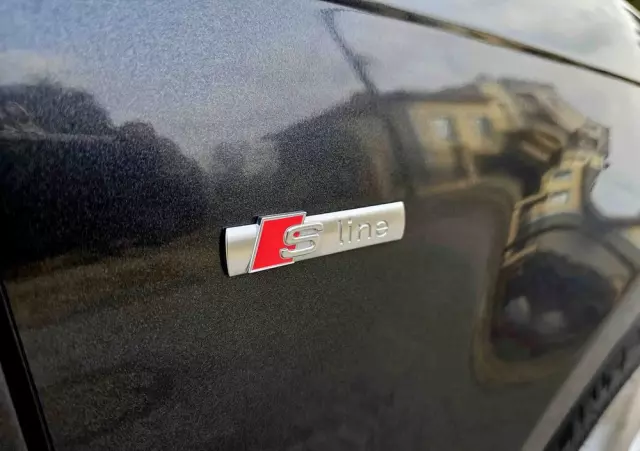 AUDI A3 2.0 TDI Sportback DPF S line Sportpaket (plus)