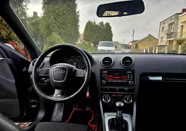 AUDI A3 2.0 TDI Sportback DPF S line Sportpaket (plus)