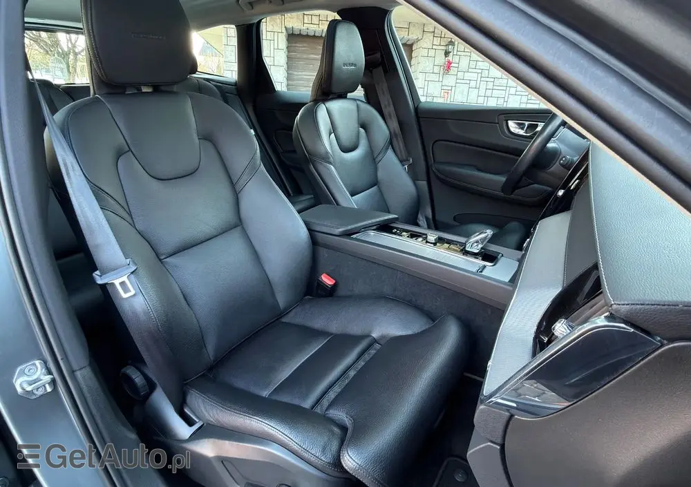 VOLVO XC 60 D5 AWD Inscription