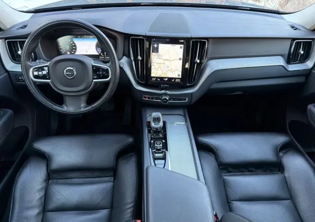 VOLVO XC 60 D5 AWD Inscription