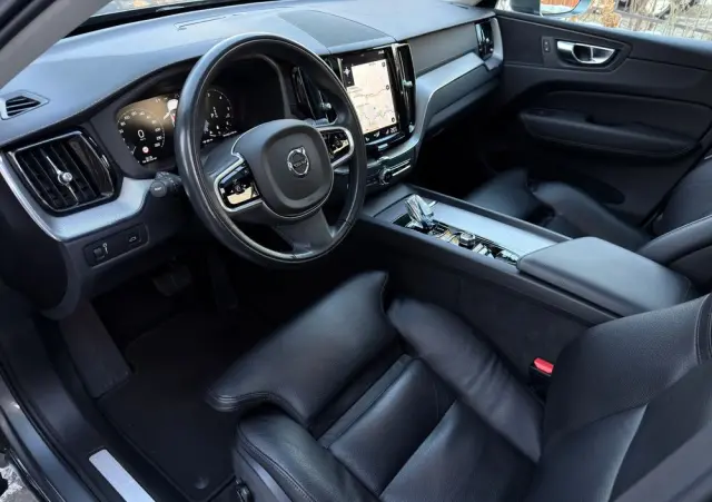 VOLVO XC 60 D5 AWD Inscription
