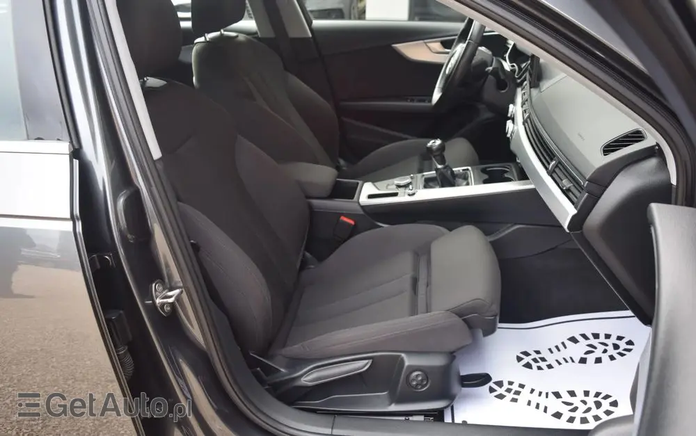 AUDI A4 Avant 2.0 TDI DPF S line Sportpaket