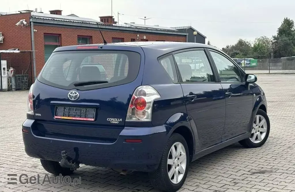 TOYOTA Corolla Verso 