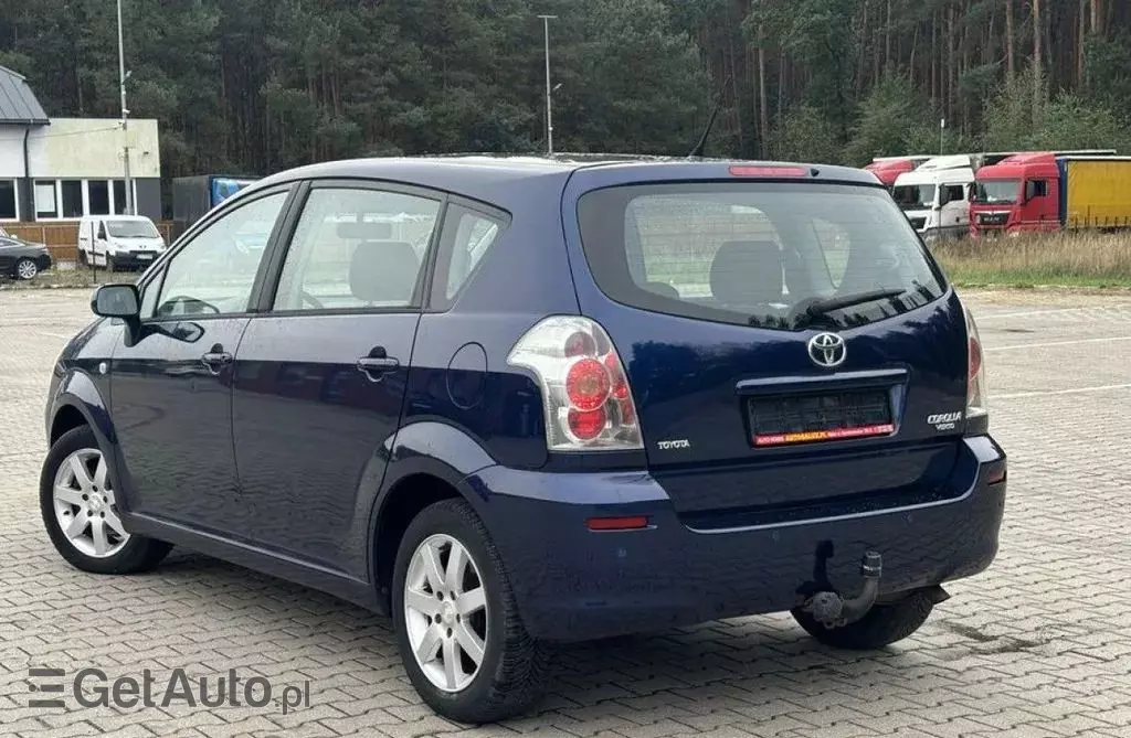 TOYOTA Corolla Verso 