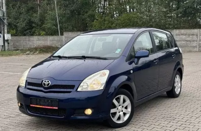 TOYOTA Corolla Verso 