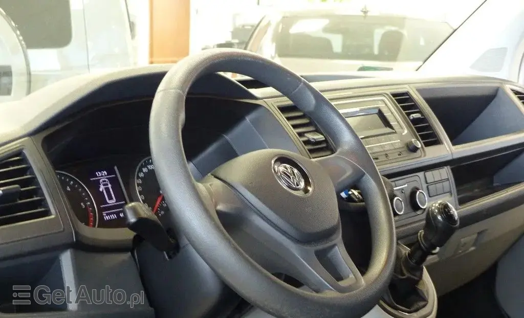 VOLKSWAGEN TRANSPORTER 