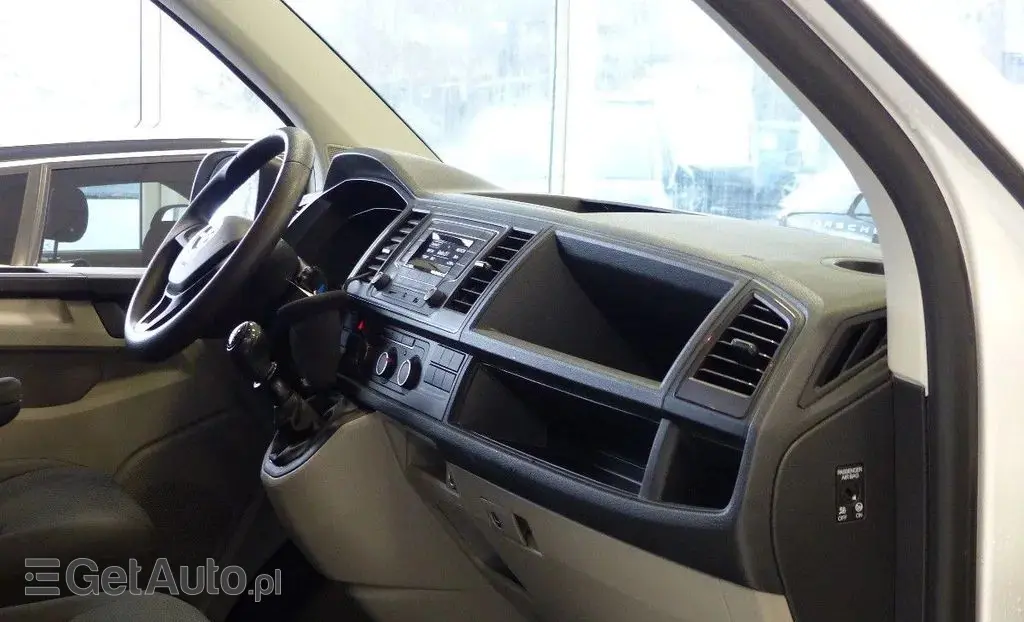 VOLKSWAGEN TRANSPORTER 