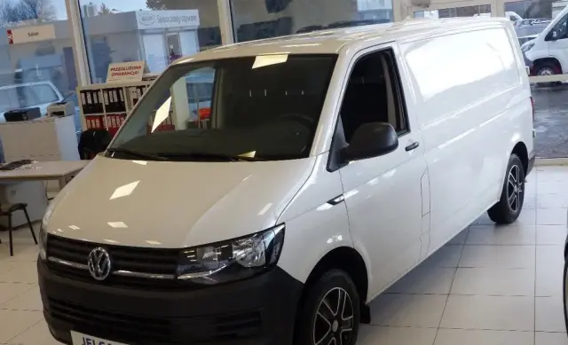 VOLKSWAGEN TRANSPORTER 