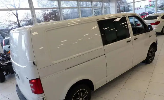 VOLKSWAGEN TRANSPORTER 