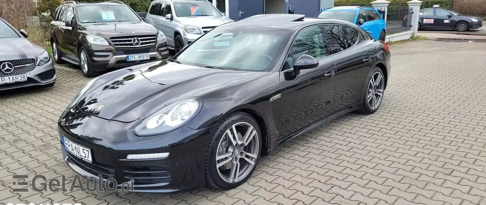 PORSCHE Panamera Diesel
