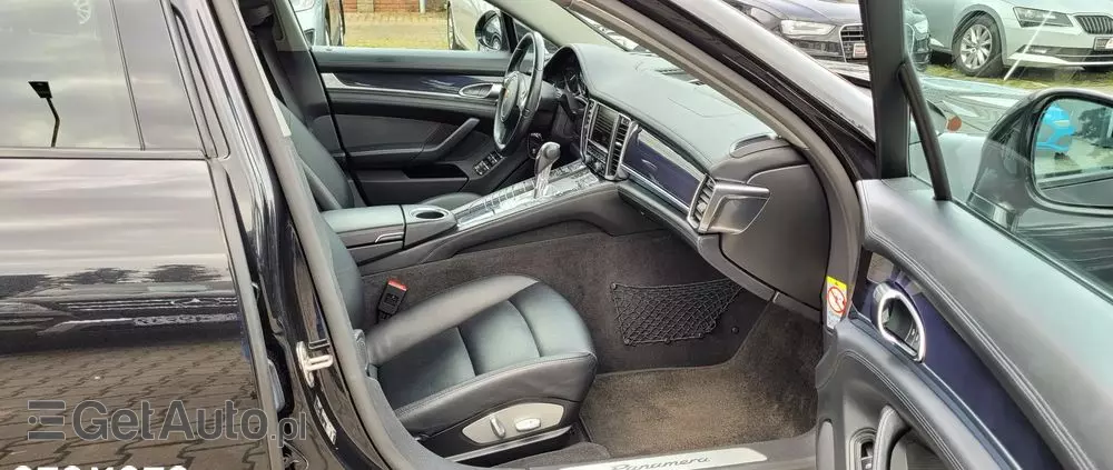 PORSCHE Panamera Diesel