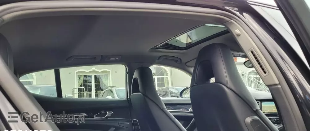 PORSCHE Panamera Diesel