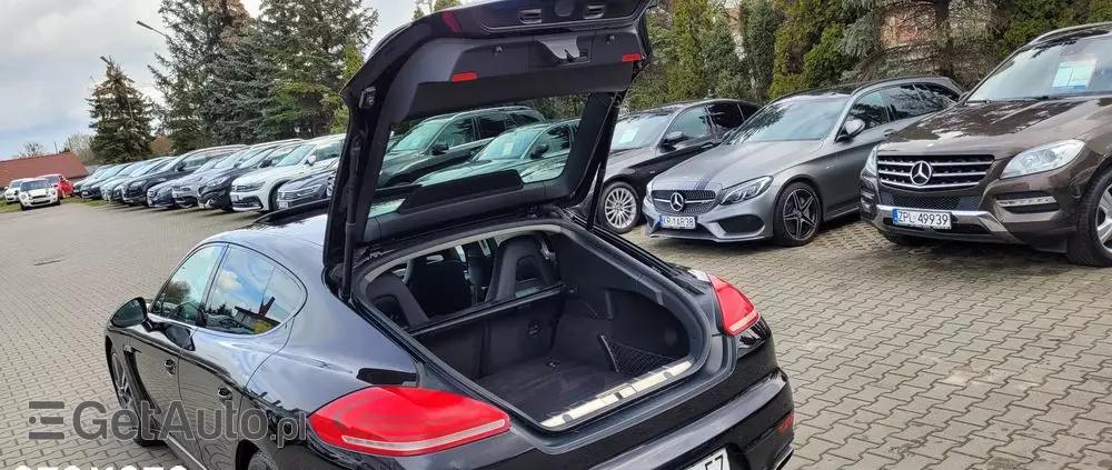 PORSCHE Panamera Diesel
