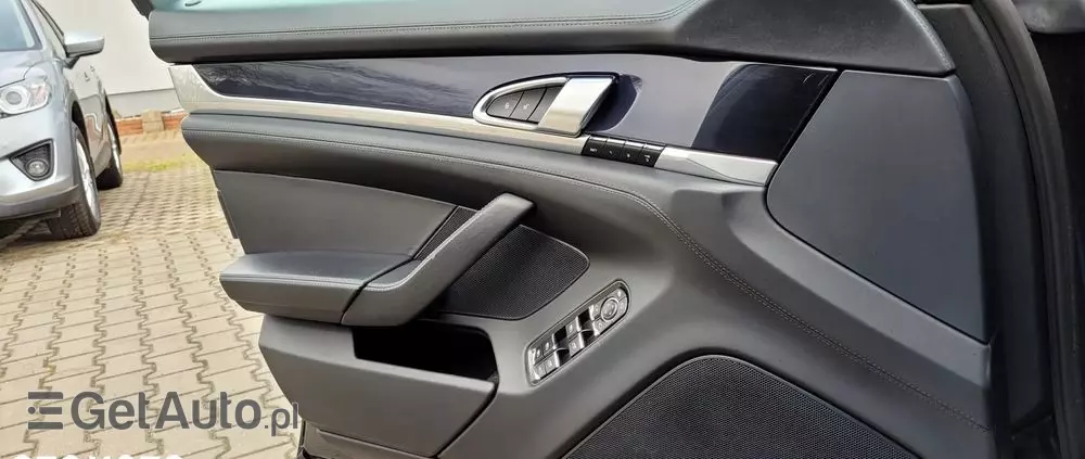 PORSCHE Panamera Diesel