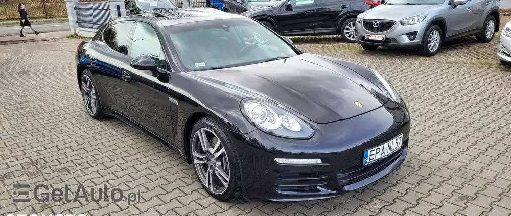 PORSCHE Panamera Diesel