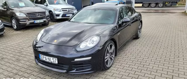 PORSCHE Panamera Diesel