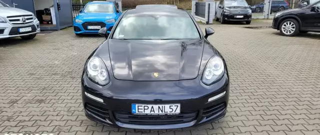 PORSCHE Panamera Diesel