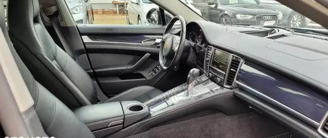 PORSCHE Panamera Diesel