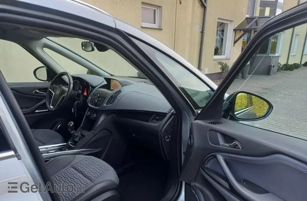 OPEL Zafira 