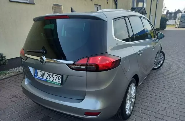 OPEL Zafira 