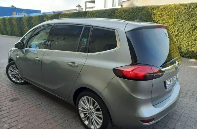 OPEL Zafira 