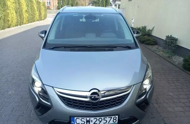 OPEL Zafira 