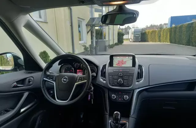 OPEL Zafira 
