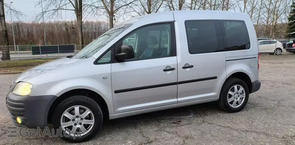 VOLKSWAGEN Caddy 
