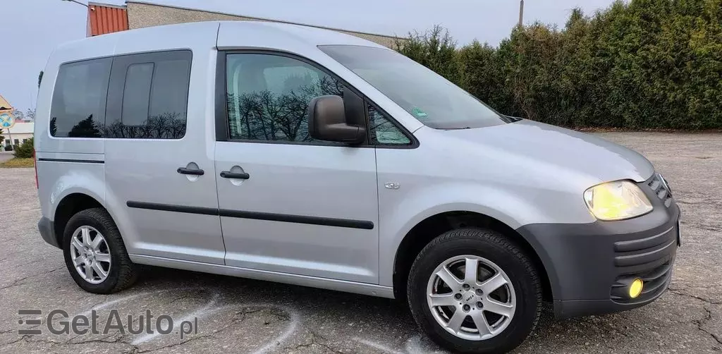 VOLKSWAGEN Caddy 
