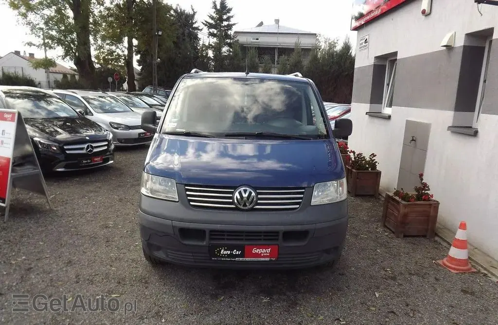 VOLKSWAGEN TRANSPORTER 