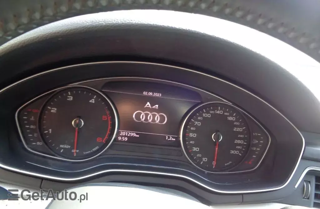 AUDI A4 