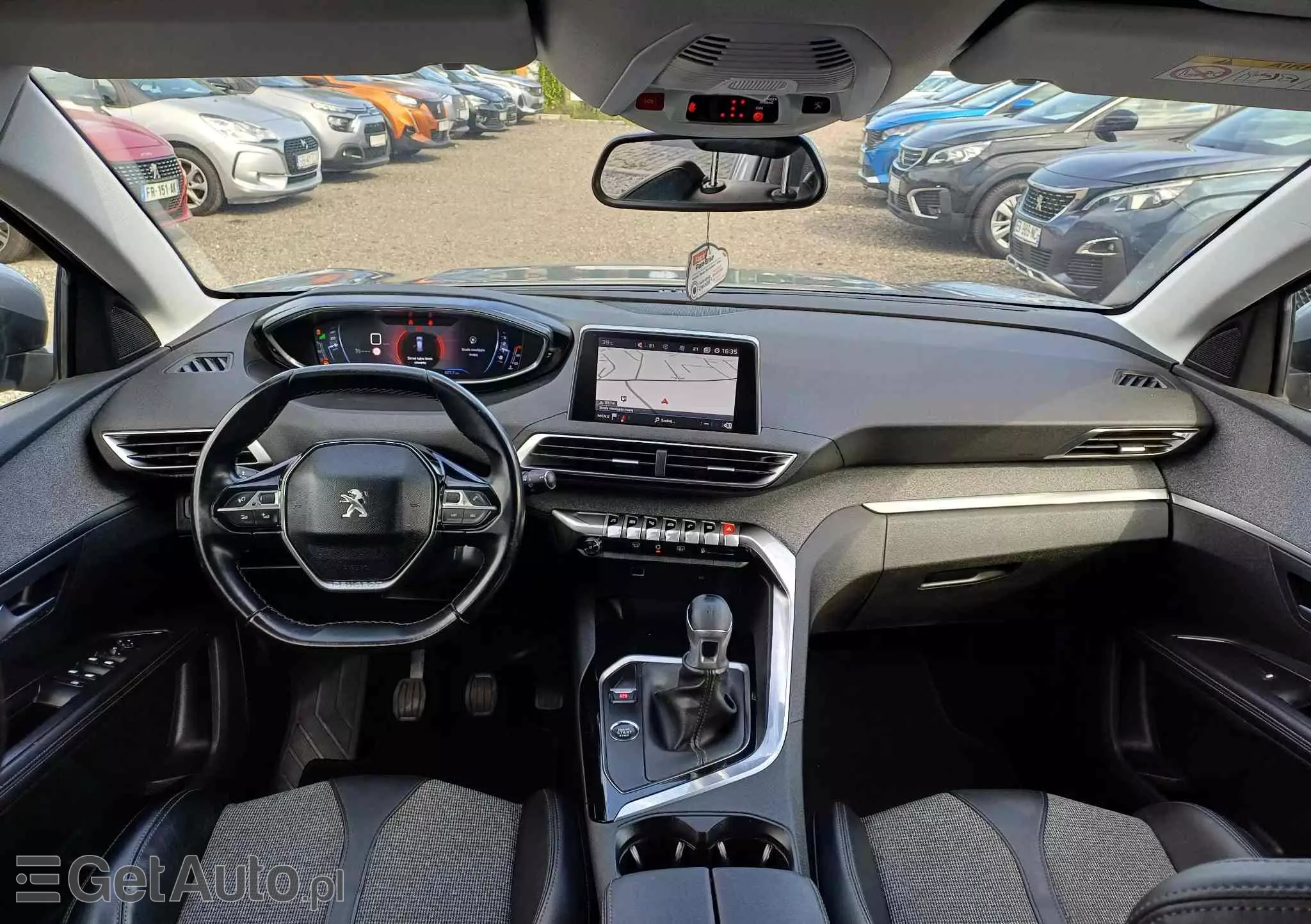 PEUGEOT 5008 Allure 130 S&S