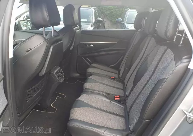 PEUGEOT 5008 Allure 130 S&S