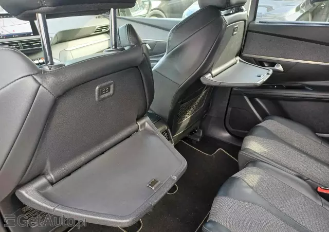 PEUGEOT 5008 Allure 130 S&S