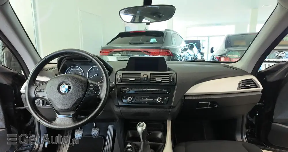 BMW Seria 1 116d EfficientDynamics Edition Urban Line