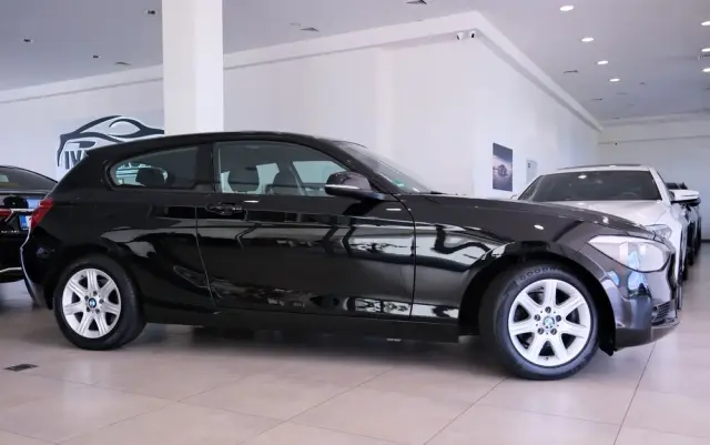 BMW Seria 1 116d EfficientDynamics Edition Urban Line